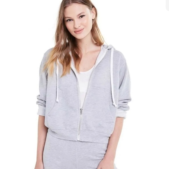 🔥WILDFOX🔥COUTURE BRIDESMAID REGAN ZIP HOODIE GRAY MED/LARGE NWT - Picture 2 of 6
